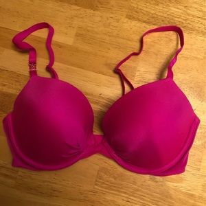 Fabulous by Victoria’s Secret Plunge Push-up Bra